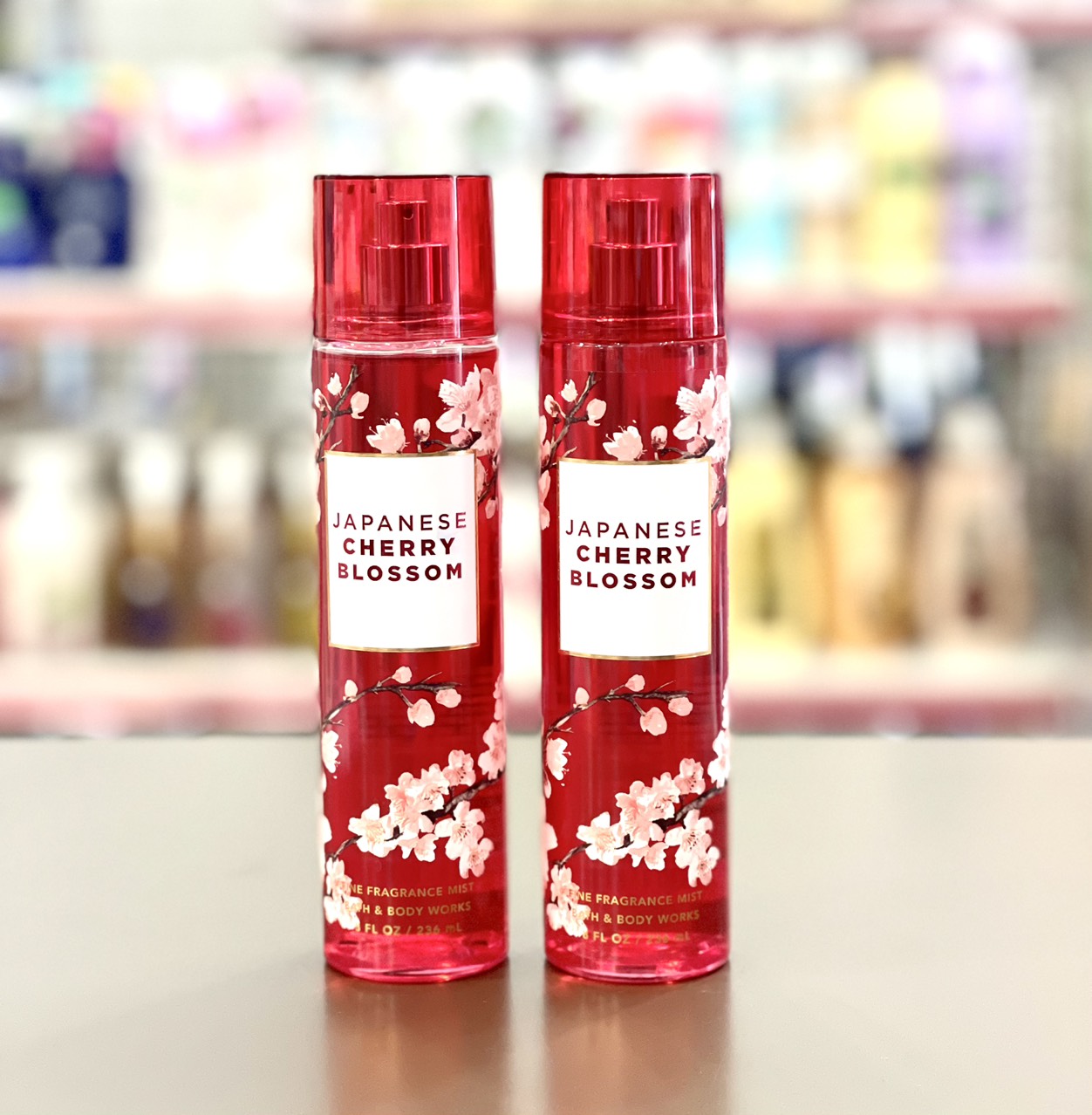 Xịt thơm toàn thân Bath & Body Works Japanese Cherry Blossom 236ml