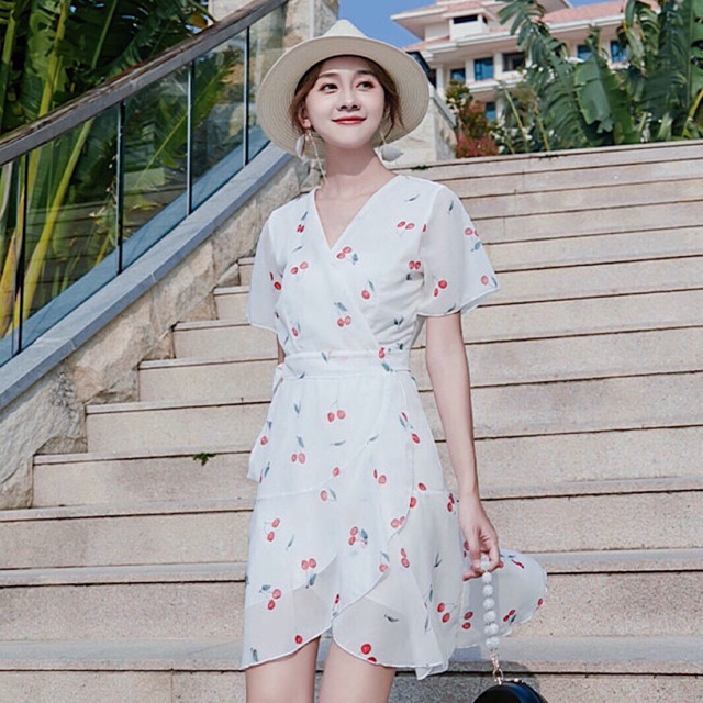 Đầm cherry đỏ đắp tà