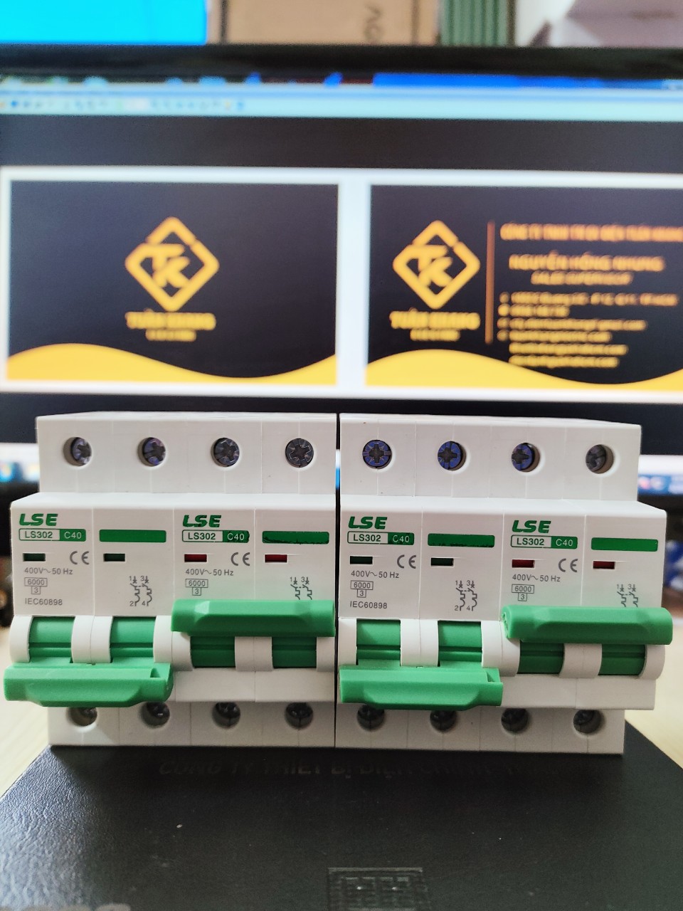 Lse 2-Phase Double Reversing Circuit Breaker - Automatic Reversing Circuit Breaker