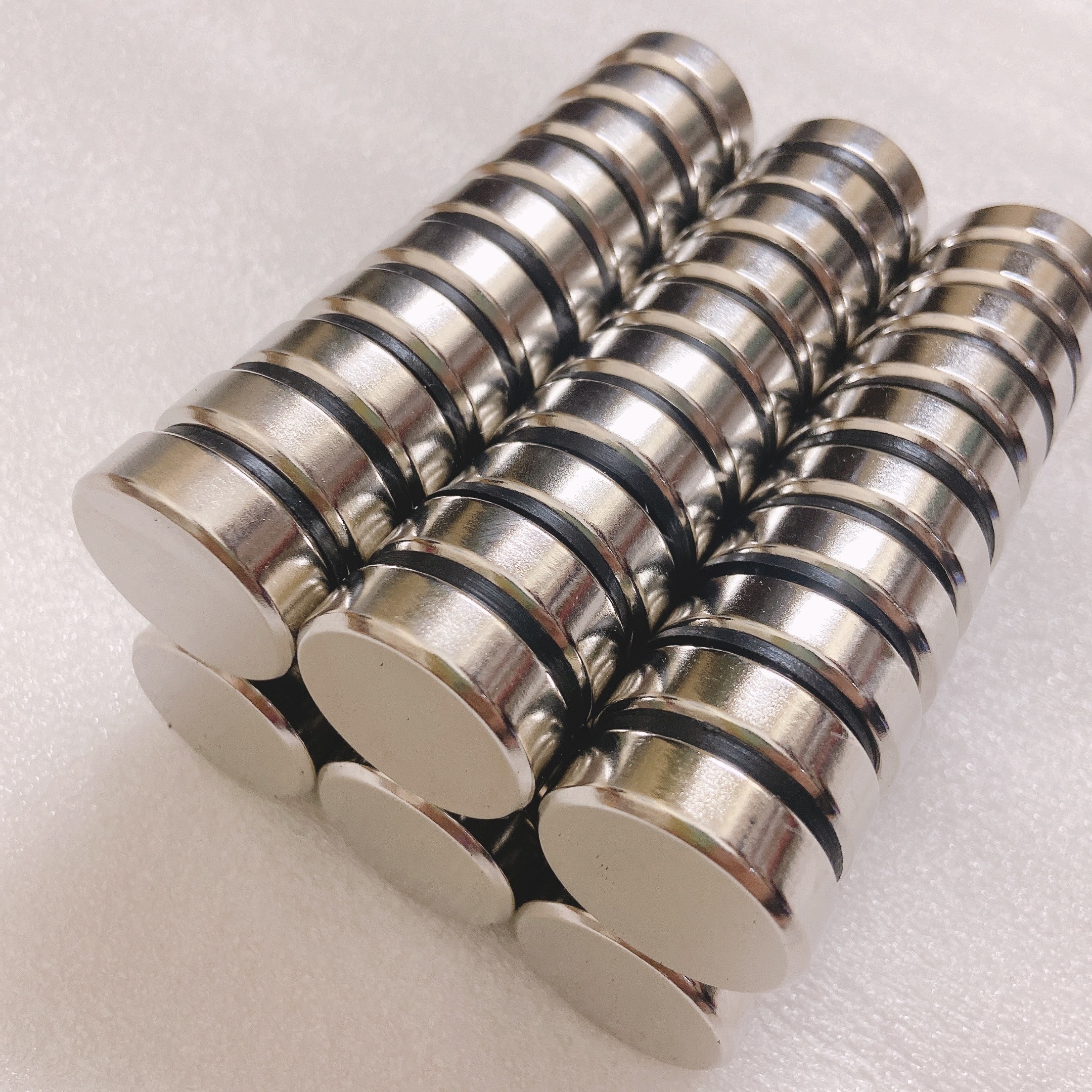 Nam châm vĩnh cửu siêu mạnh 30 x 10mm