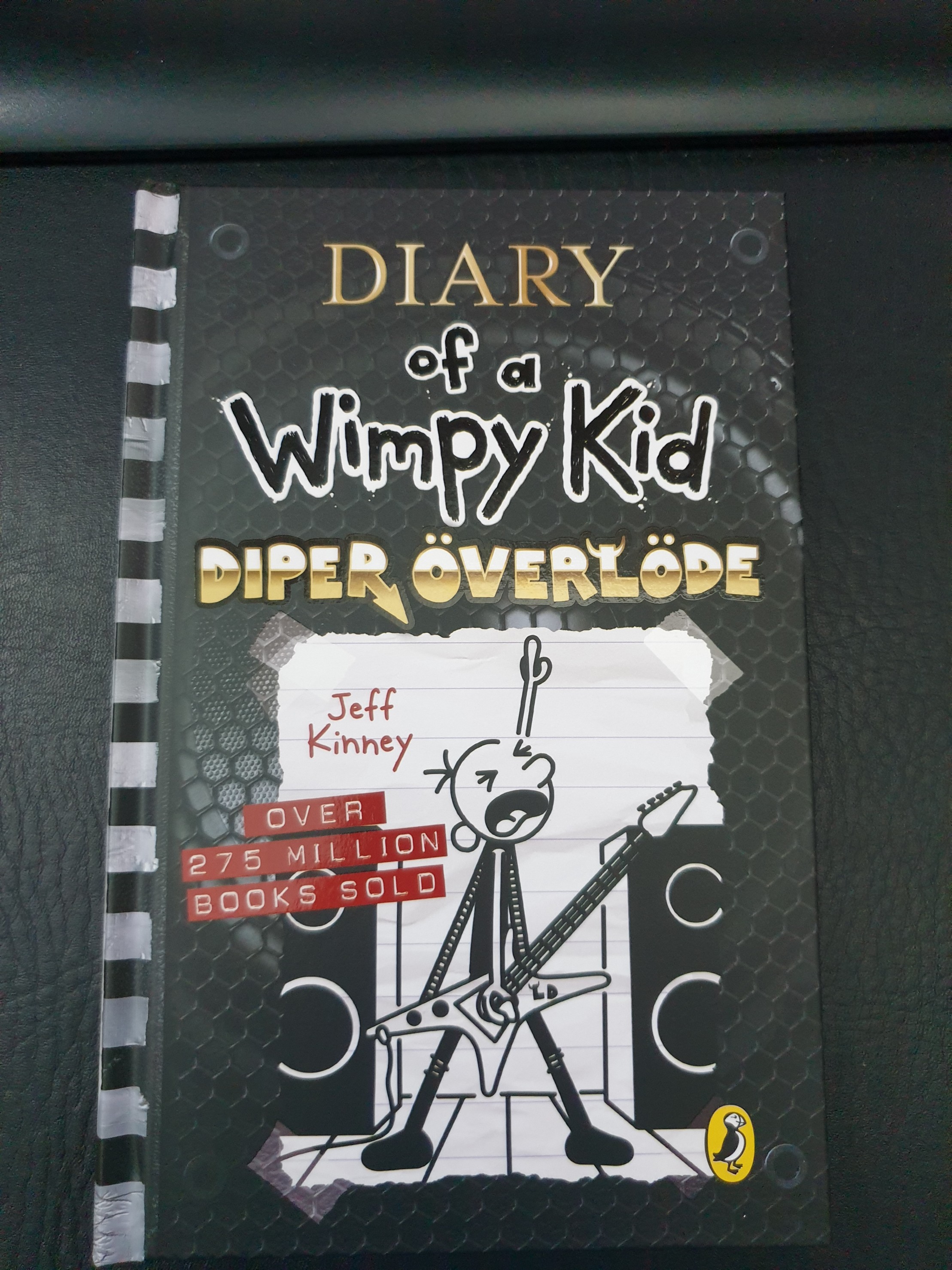 Sách Ngoại văn: Diary Of A Wimpy Kid: Diper Överlöde (Book 17)