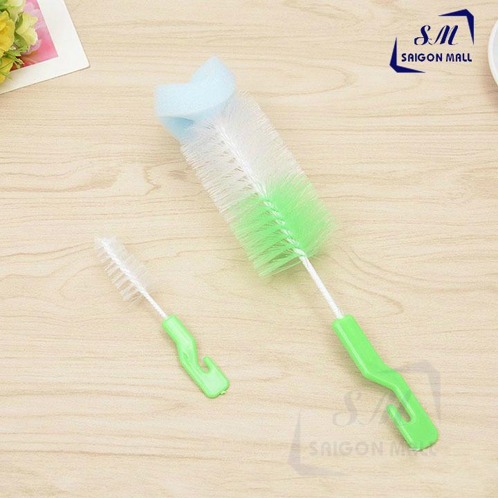 Cọ rửa ly tách có móc treo bao gồm 1 cọ lớn rửa ly tách bình sửa và 1 cọ nhỏ rửa núm ti bình sữa