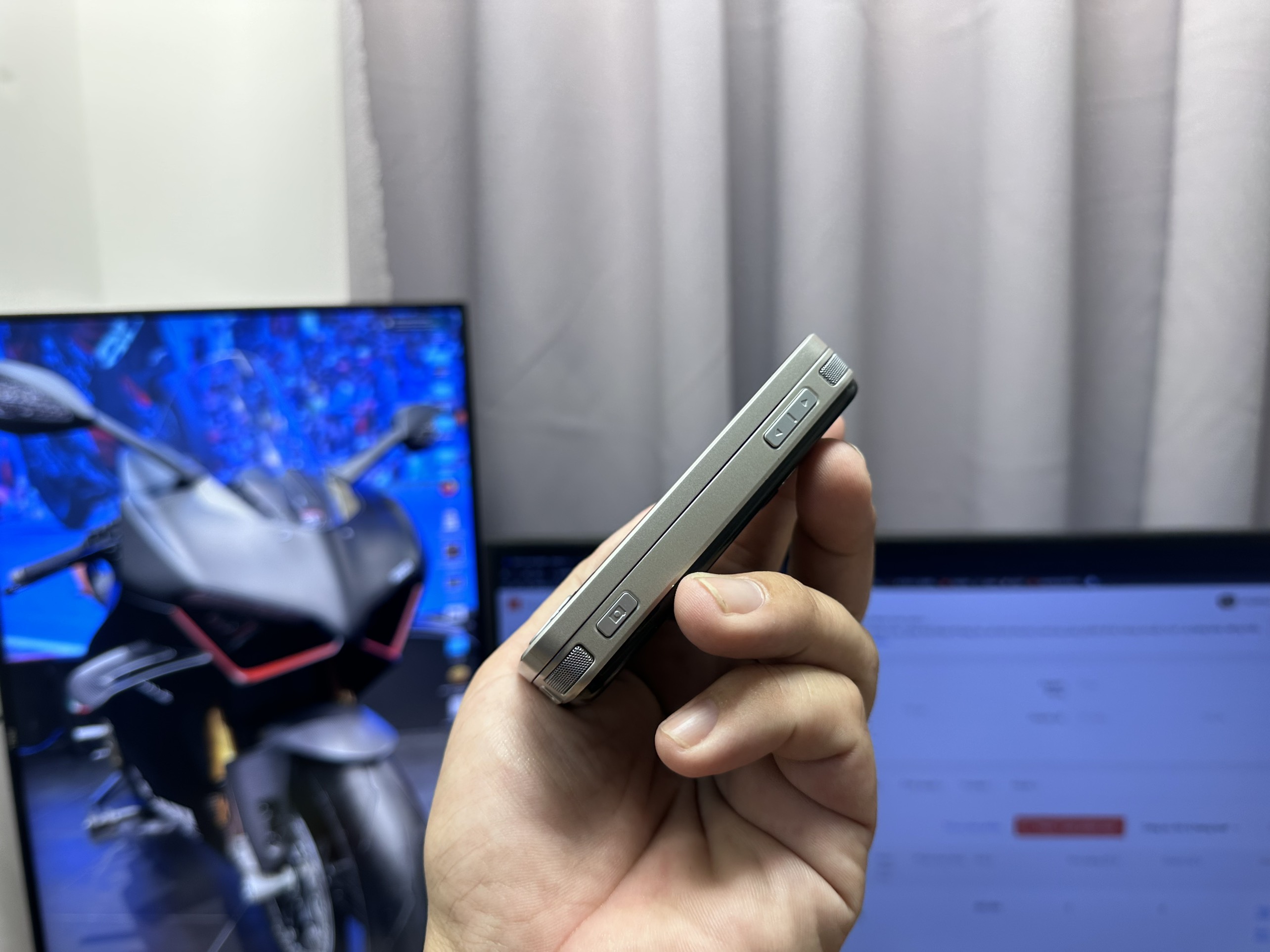 Lk Điện thoại Nokia N96 chính hãng (0175)