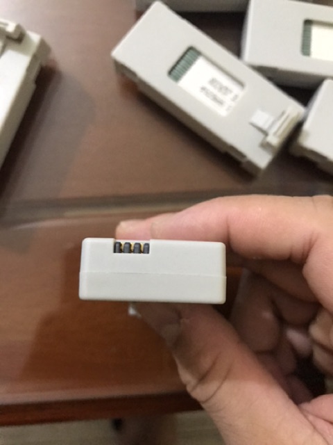 Pin flycam dùng lượng 1800mAh