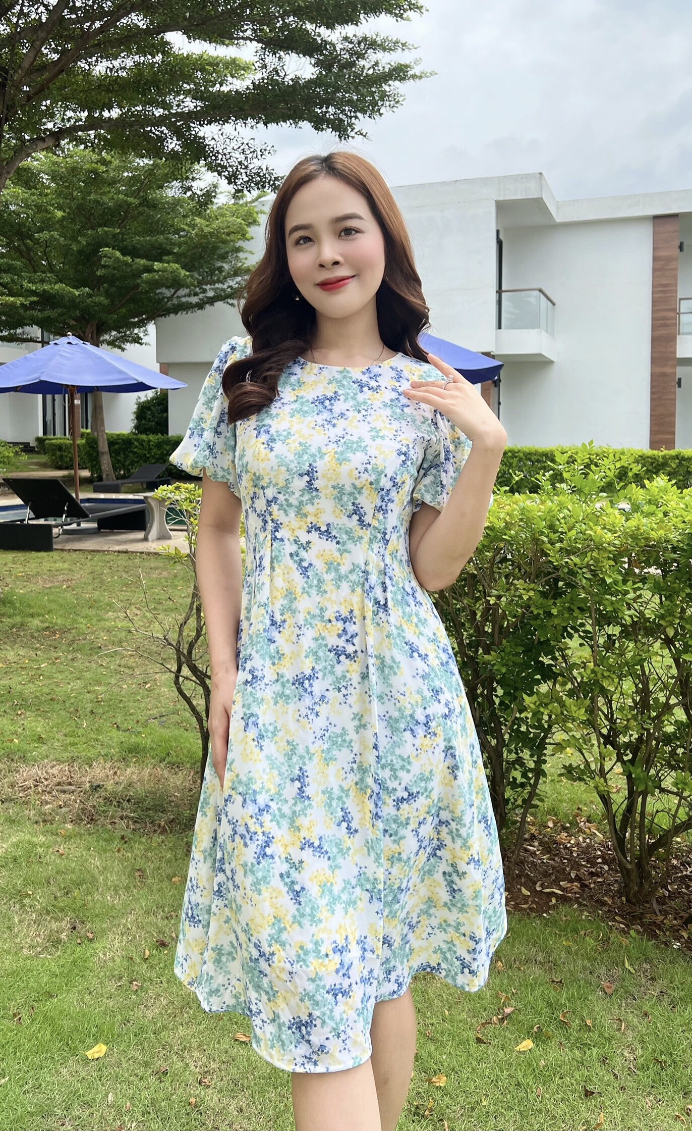 Đầm xòe hoa tay bồng xếp ly eo - MS0230