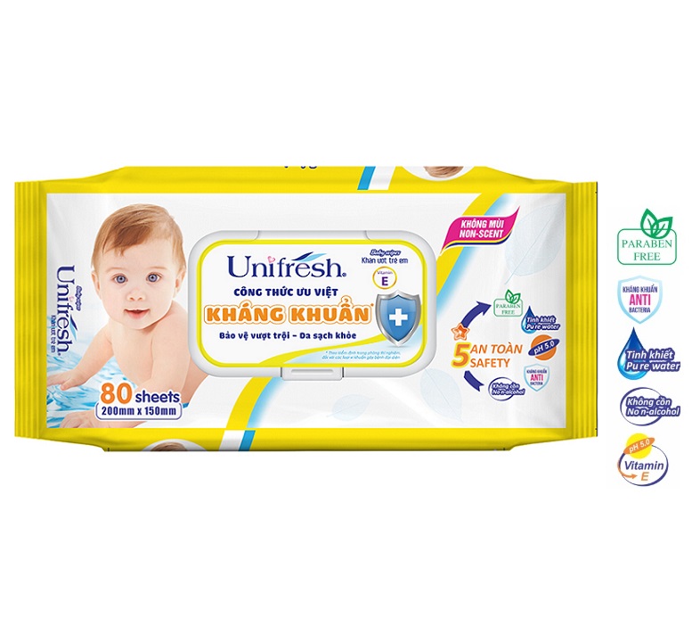 Combo 6 gói khăn giấy ướt không mùi Unifresh Vitamin E, Aloe vera (80 tờ / gói)