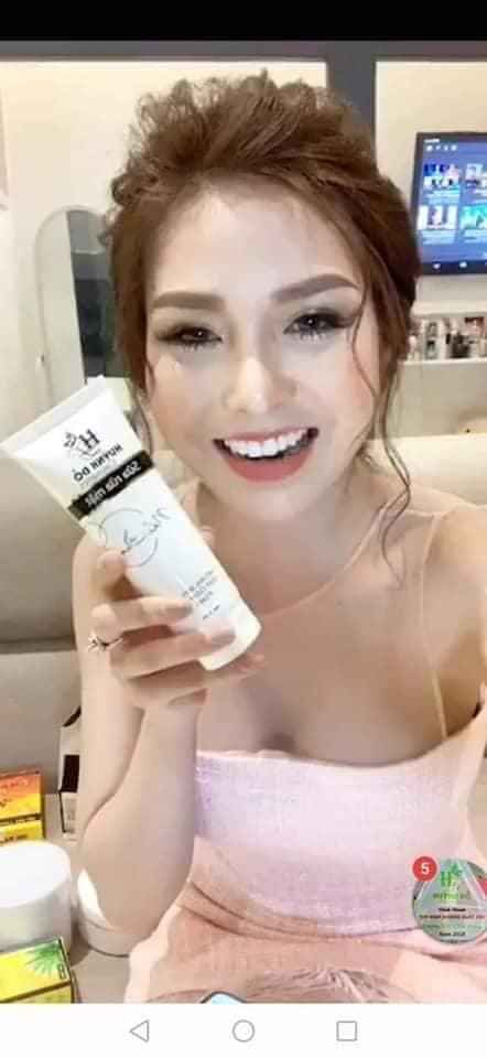 Sửa rửa mặt nha đam Huỳnh Đỗ