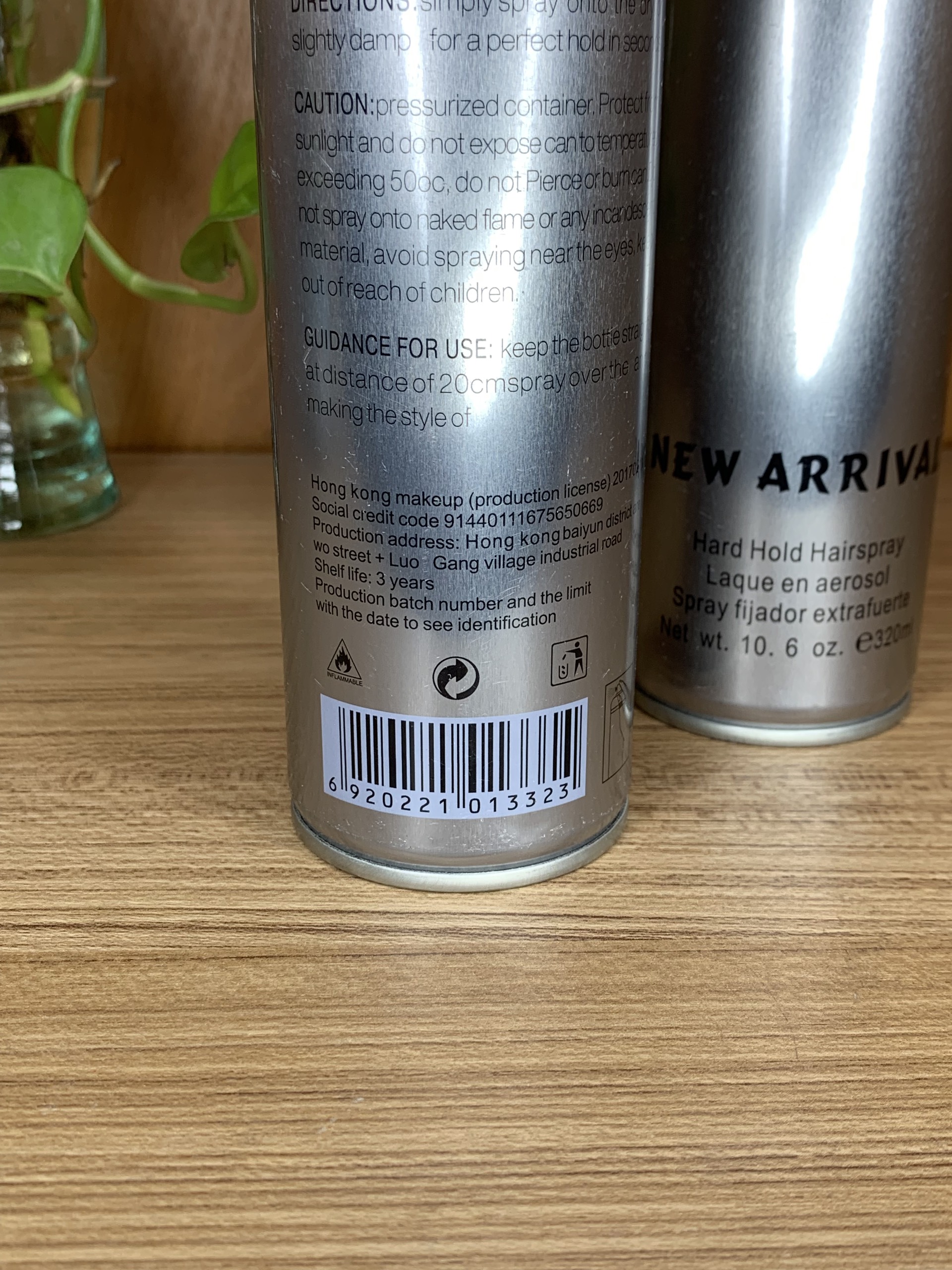 Gôm Xịt Tóc Butterfly Shadow Giữ Nếp Tạo Kiểu Tóc 150ml