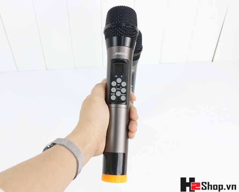 MICRO BOSS QM-71 (SỬ DỤNG ĐƯỢC CHO CỔNG JACK 3.5MM)