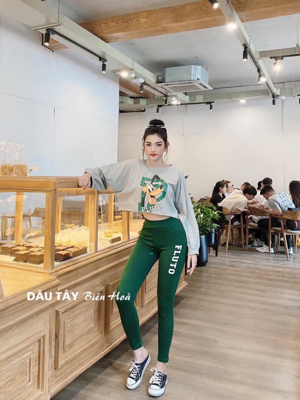 Sét bộ FLUTO croptop in hình chó TTSA0416