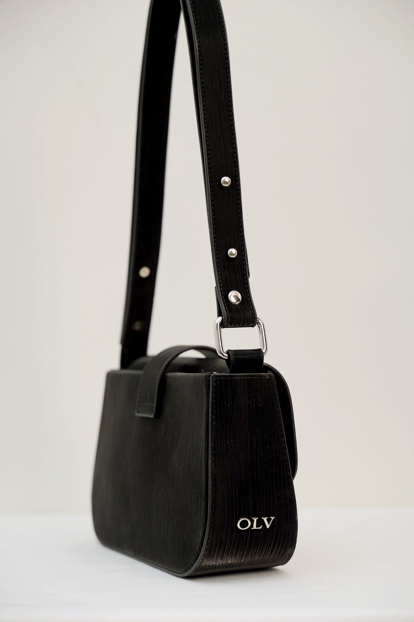 OLV - Túi Belted Trapeze Bag nhiều màu