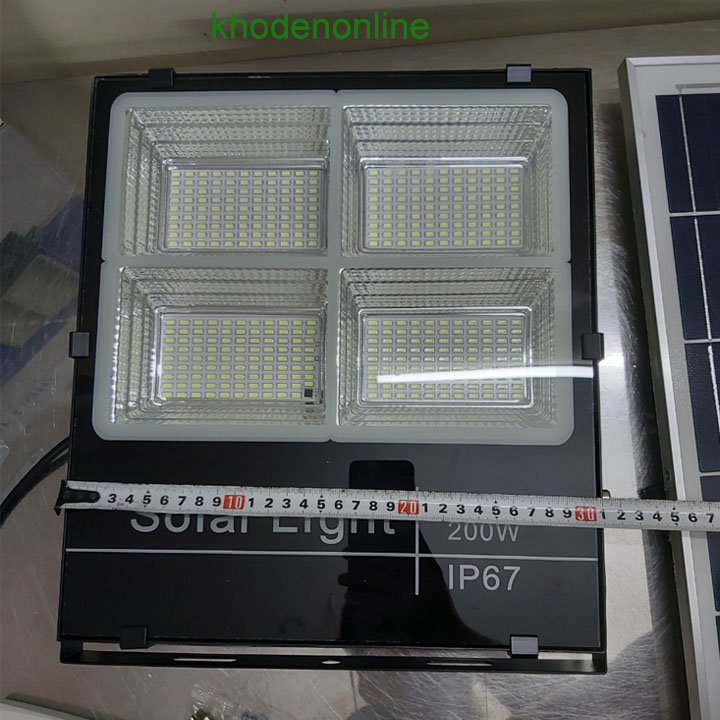Đèn năng lượng mặt trời PHA 200W (4 khoang)