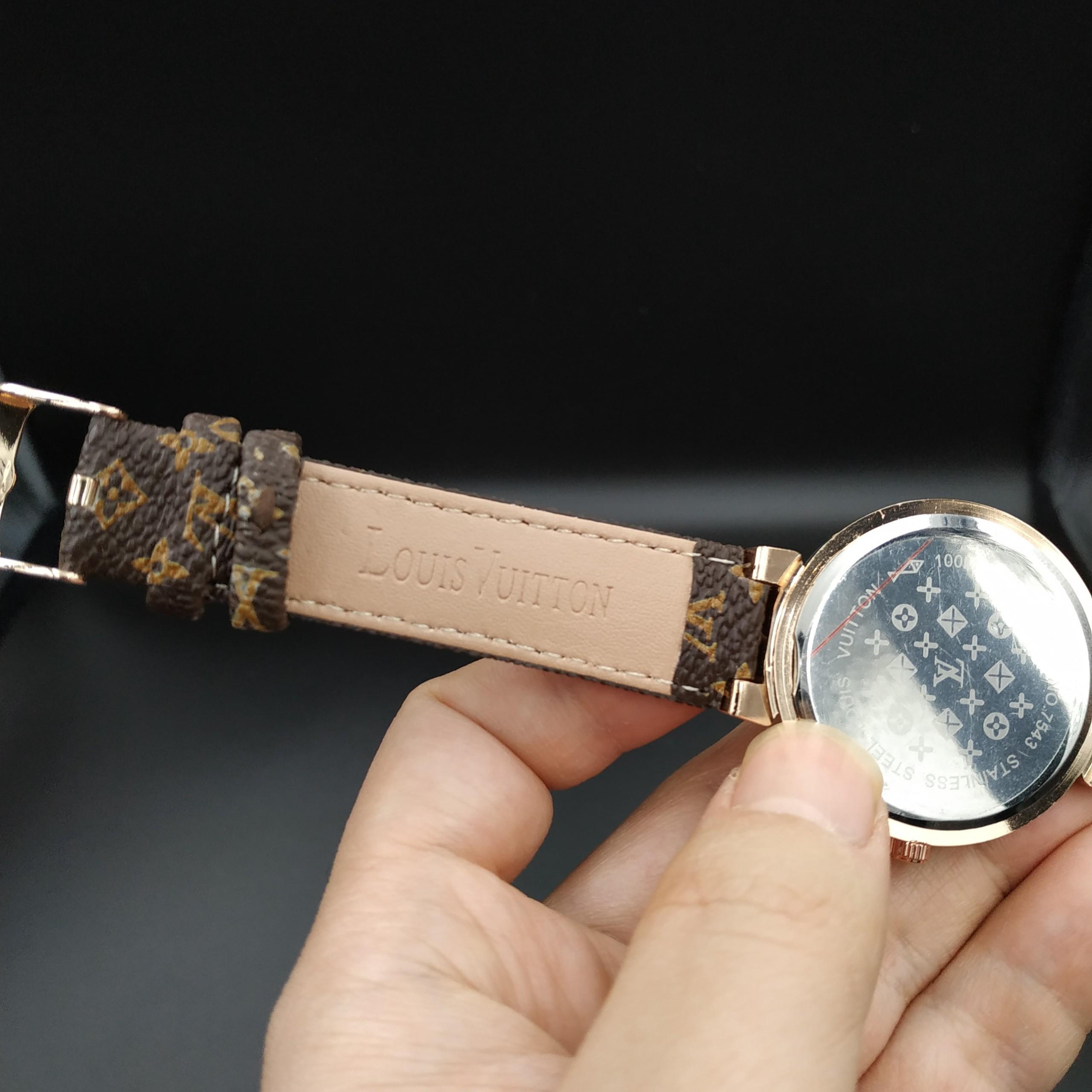 Đồng hồ thời trang nữ Louis vuitton Cao cấp