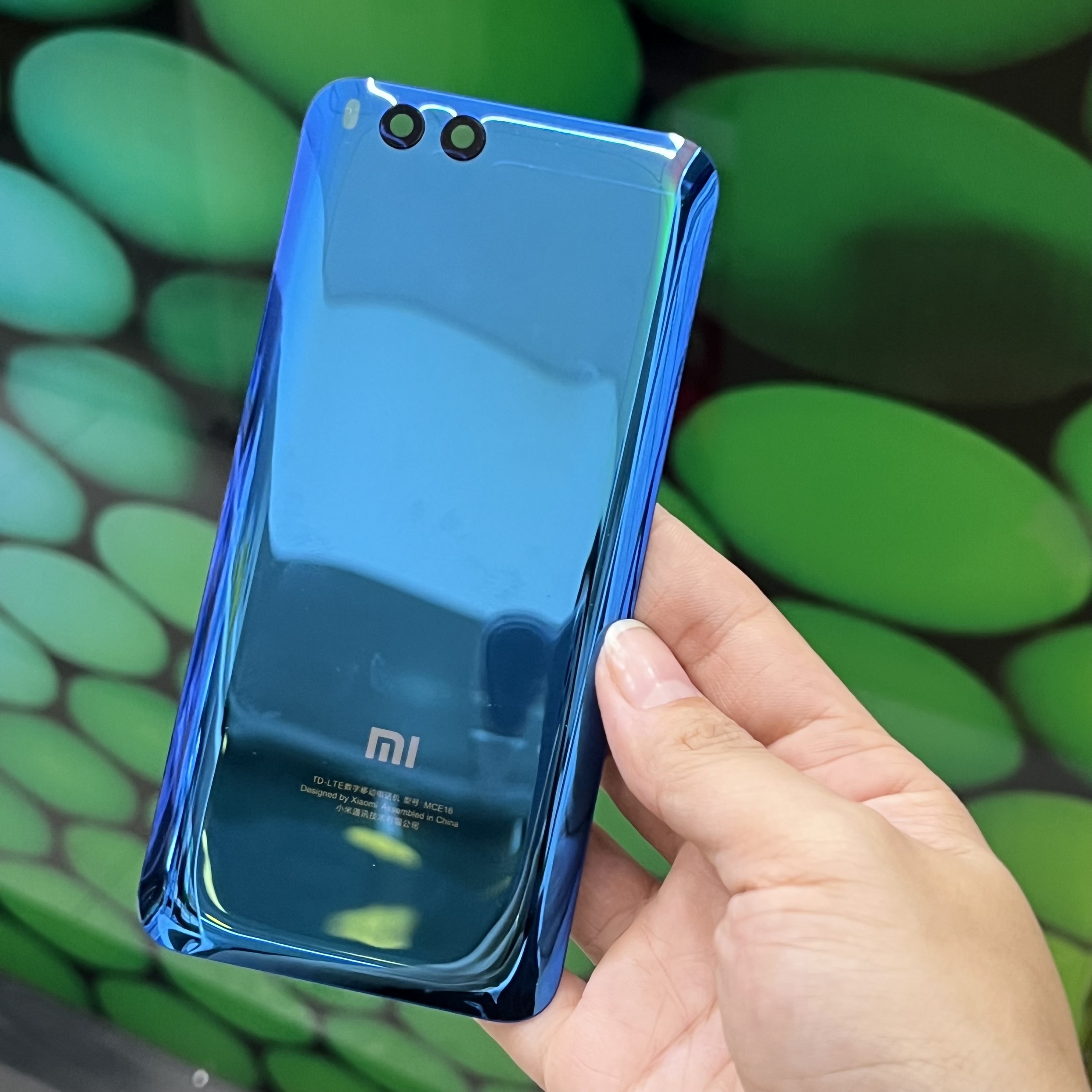 Nắp lưng Xiaomi 6 / Mi 6 (kèm kính camera)