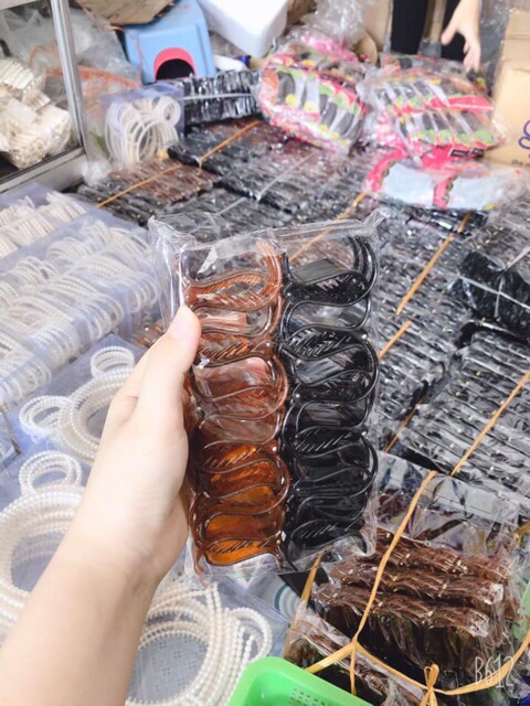 Combo 12 chiếc cào tóc 5 răng (loại nhựa đẹp)