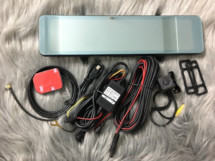 Camera hành trình xe hơi gương phisung z70, android 8.1, ram 2gb, rom 32gb, camera lùi ahd