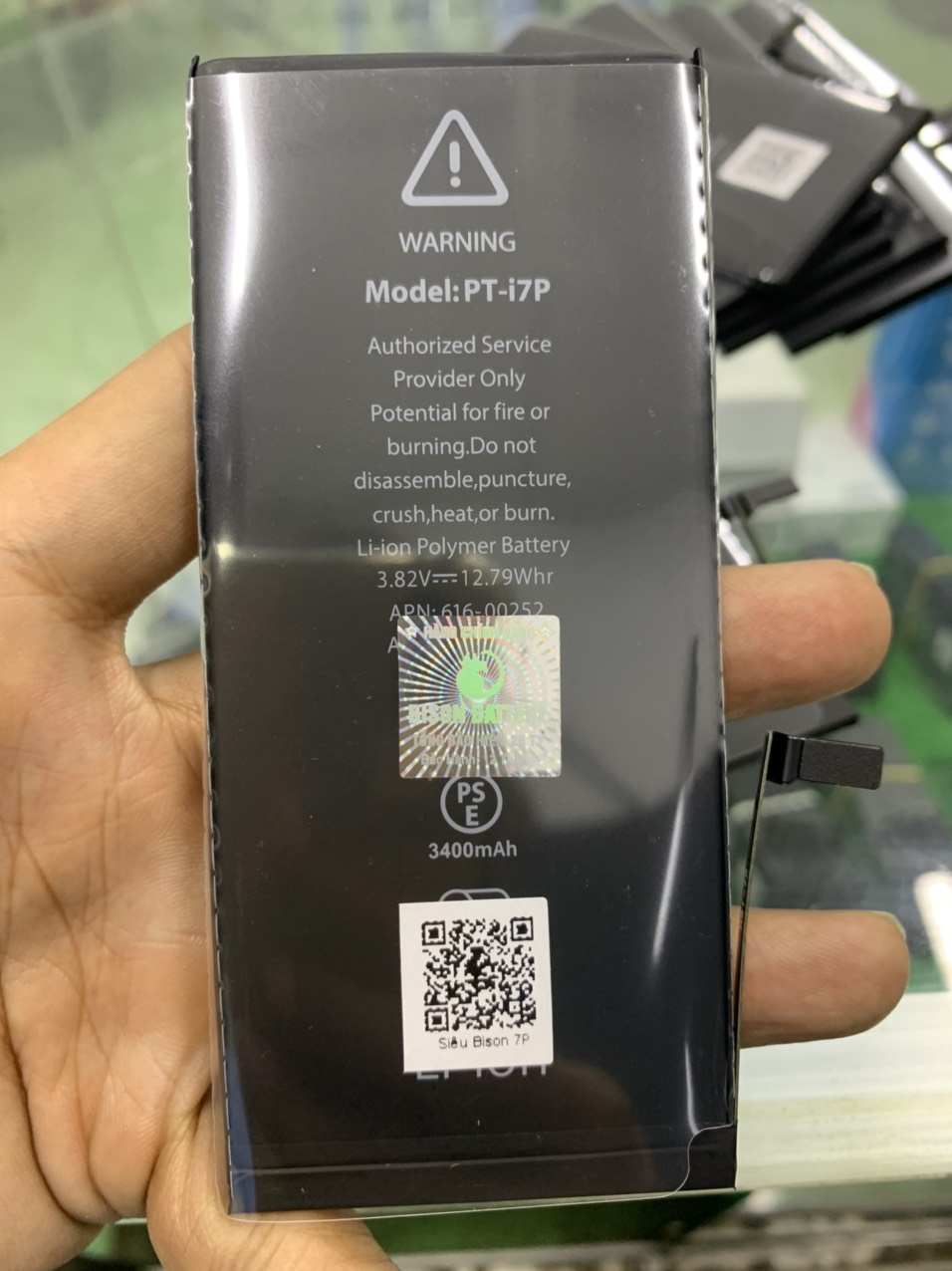 Pin 7 Plus Bison dung lượng cao 3400mAh