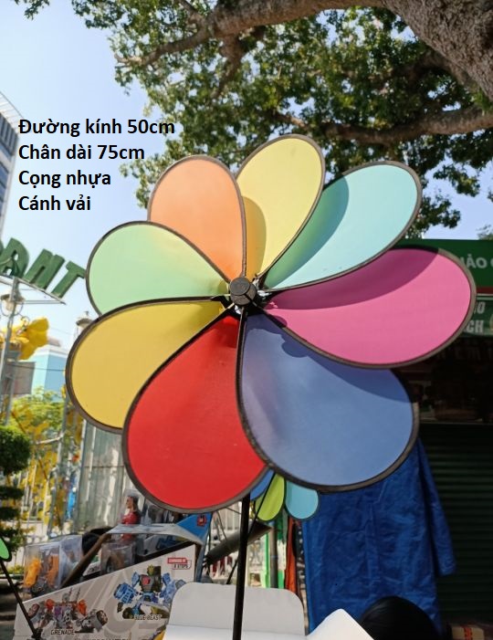 Chong chóng cầu vồng 8 cánh 50cm trang trí xe cafe trà sữa