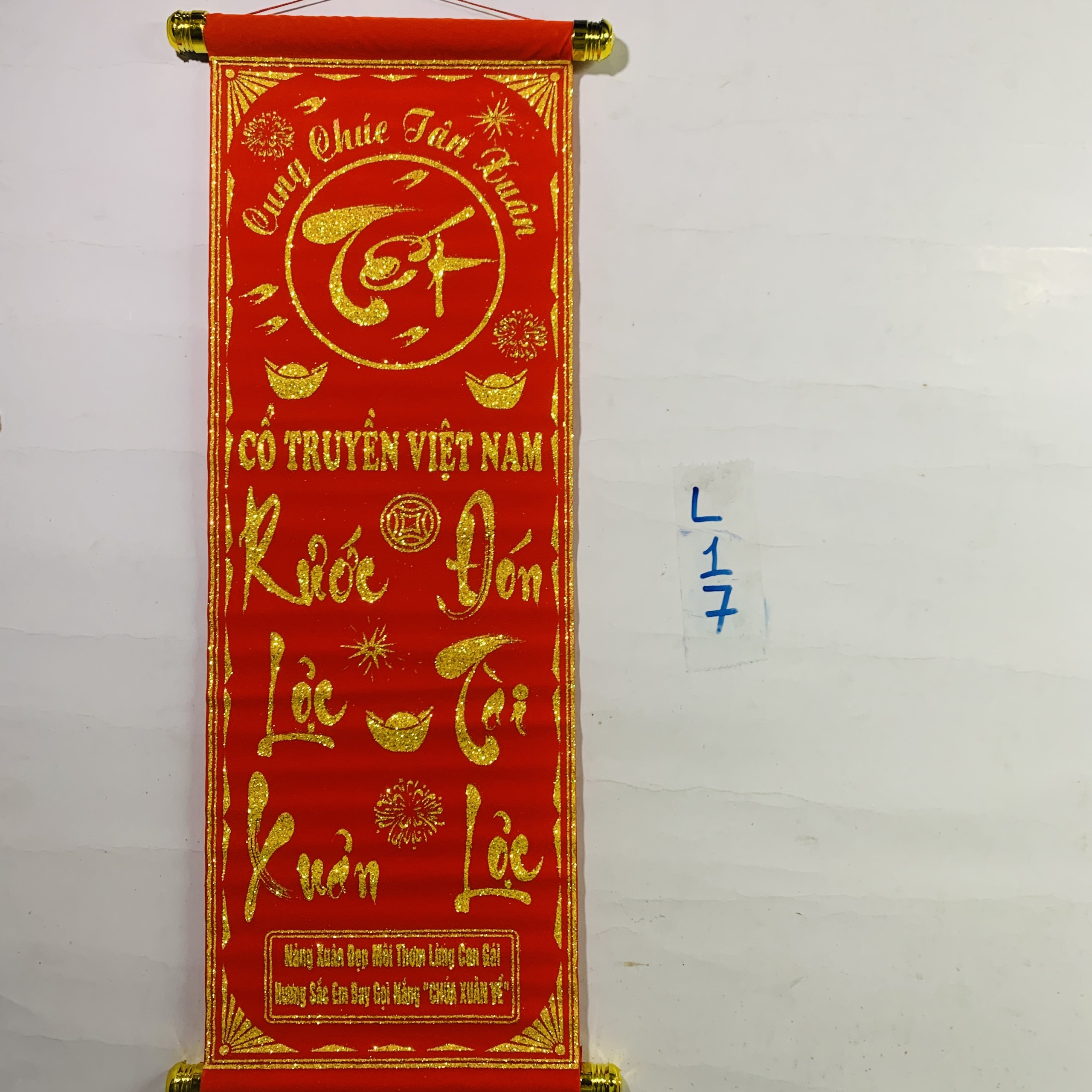 Liễn nhung câu đối đỏ trang trí Tết