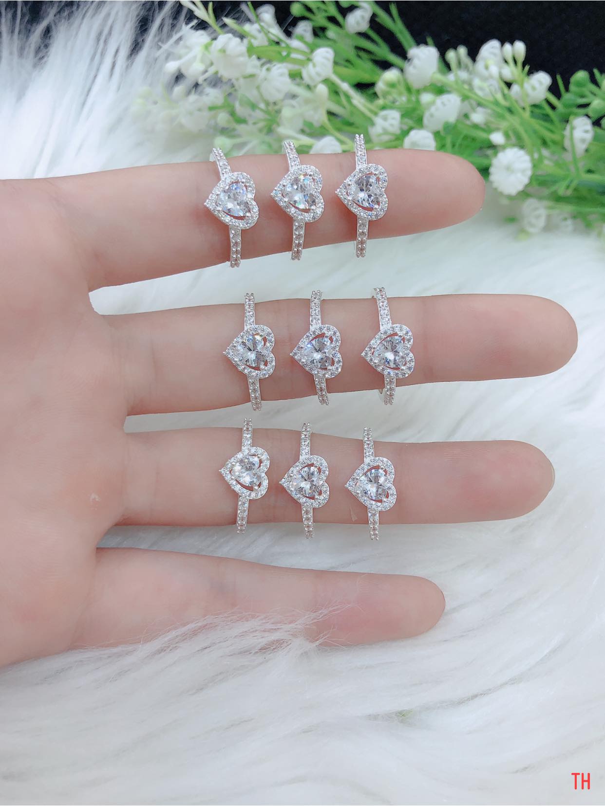 Nhẫn nữ bạc ta trái tim mẫu mới