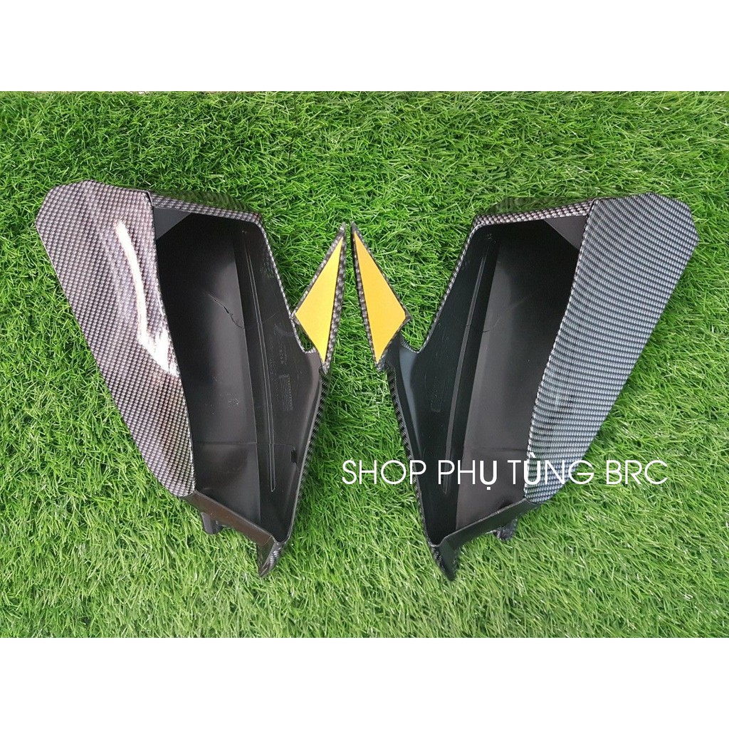 Hộp đựng đồ xe NVX ( gồm 2 hộp trái, phải, có 2 màu cho khách chọn: đen hoặc cacbon).