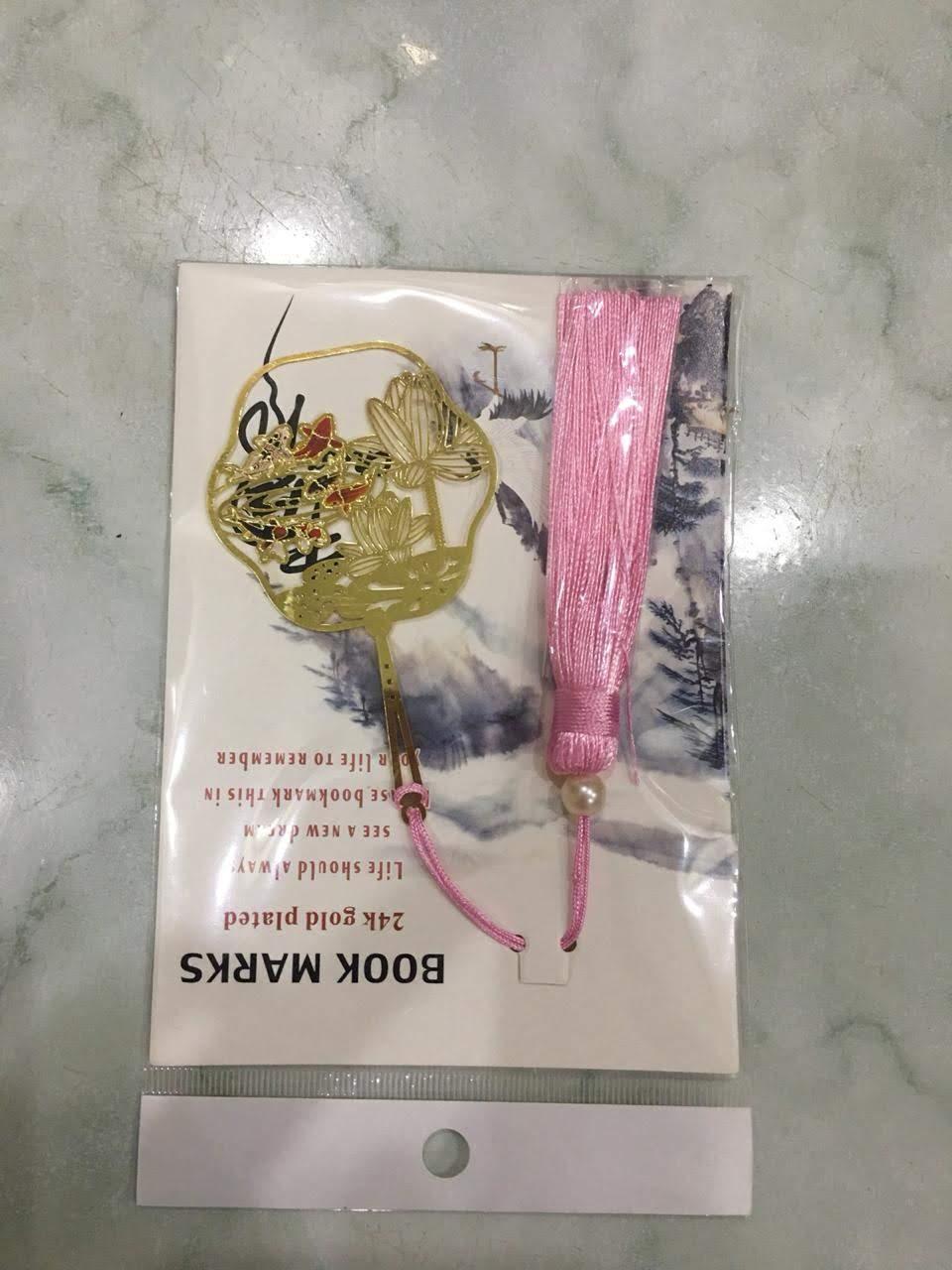 Bookmark chặn sách kim loại hình cây quạt