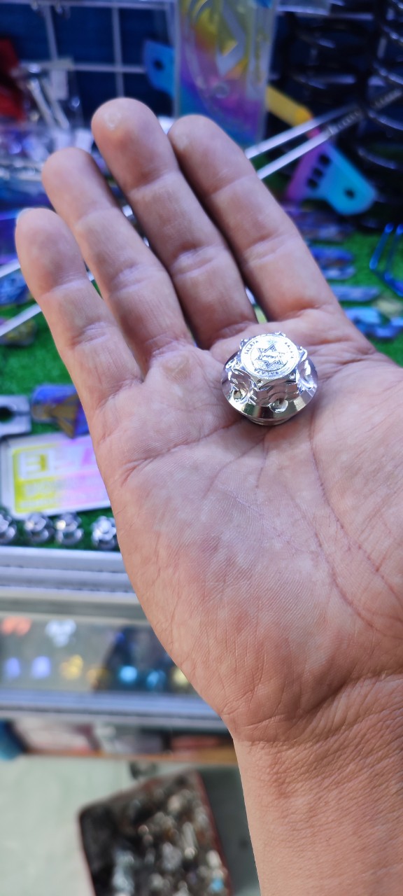 ốc nắp nhớt inox SALAYA