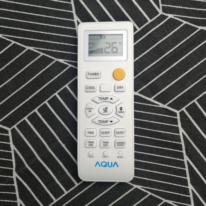 Điều Khiển điều h&ograve;a AQUA 2 chiều n&uacute;t cam