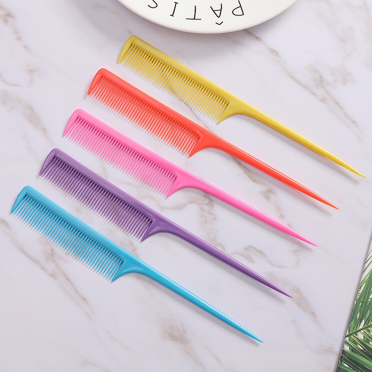 Cây Lược Chia Tóc Đuôi Nhọn Tiện Dụng - Good