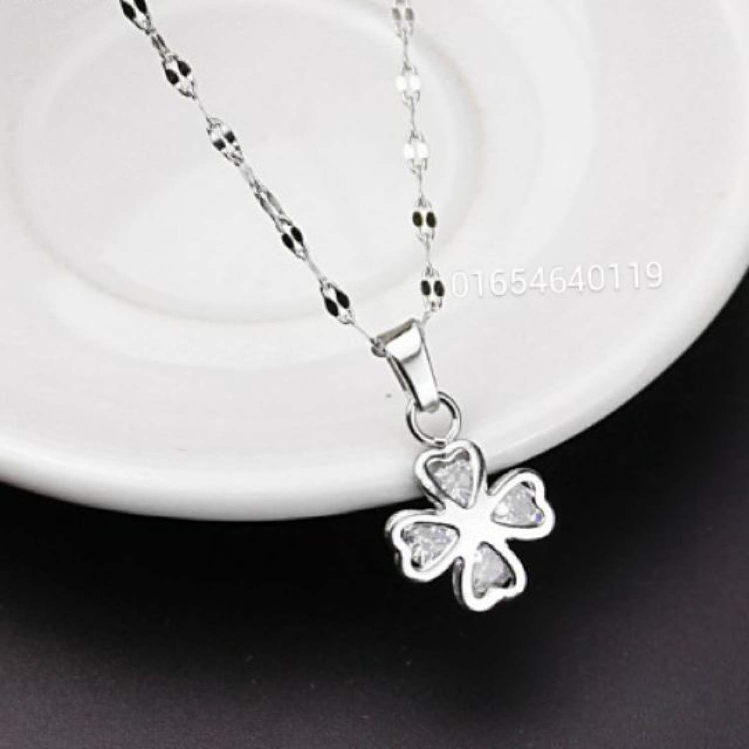 Dây chuyền nữ inox lá me cỏ 4 lá