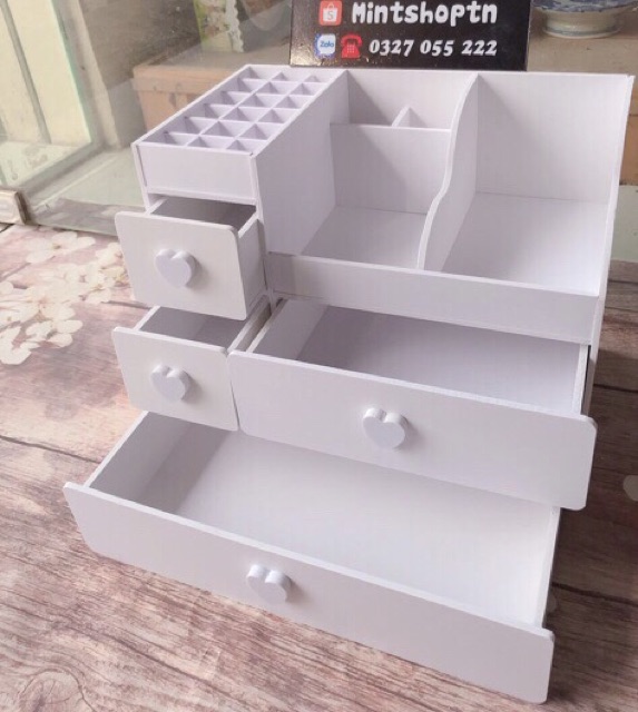 Kệ đựng mỹ phẩm Plus trắng