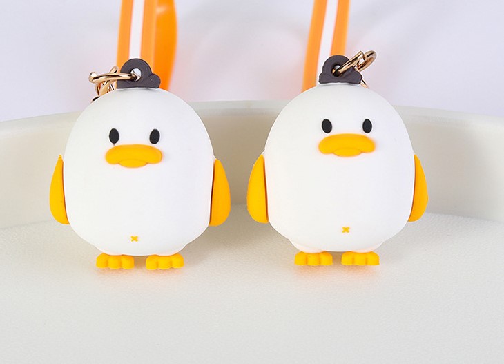 Móc Khoá Gà Chip Nhựa Siêu Cute Cho Cặp Đôi