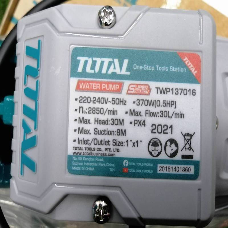 370W Máy bơm nước Total TWP137016
