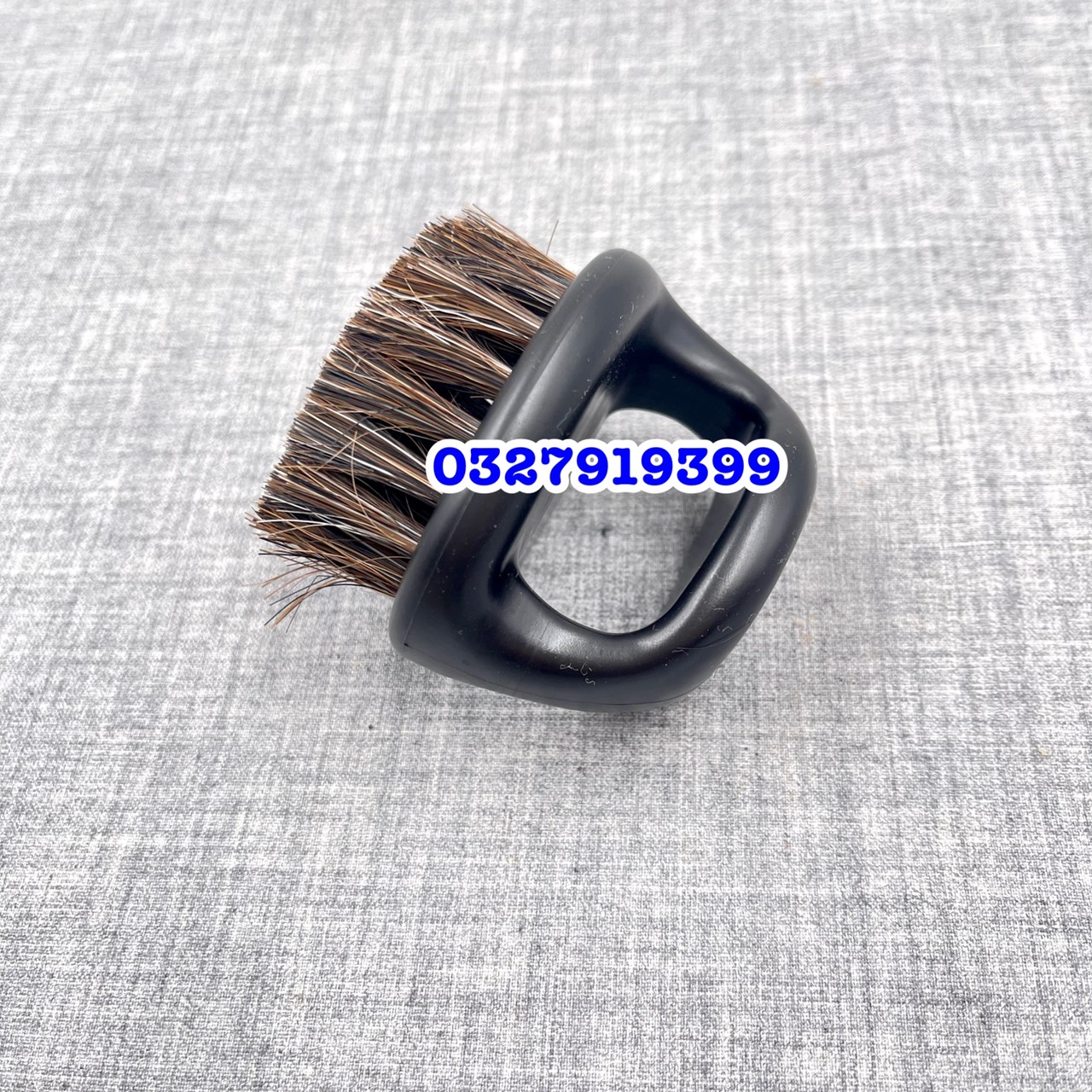 Chổi phủi - nhẫn phủi tóc Barber