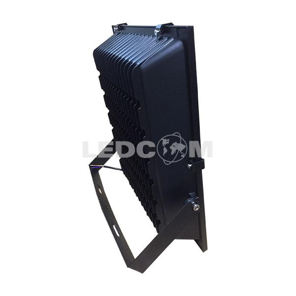 Đèn pha LED 200W chip SMD 5054 ánh sáng trắng