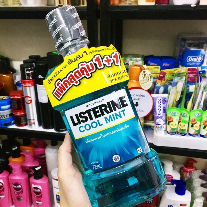 Combo 2 chai nước súc miệng LISTERINE Thái Lan