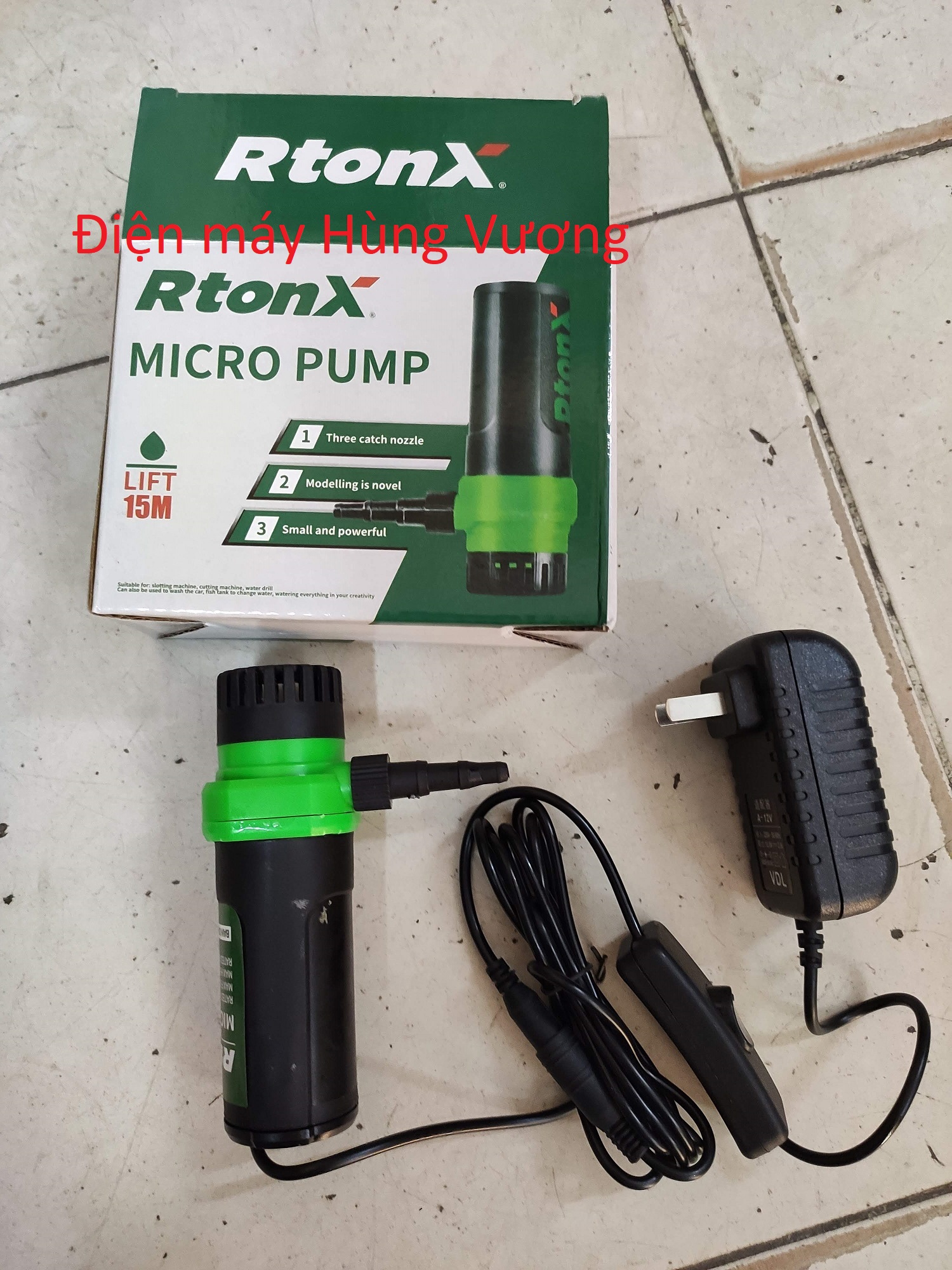 Bơm nước cho máy cắt gạch, máy cắt bê tông, cắt rãnh tường 12 vôn rtonx, 8 lít phút, độ cao bơm 15 mét, 30w.
