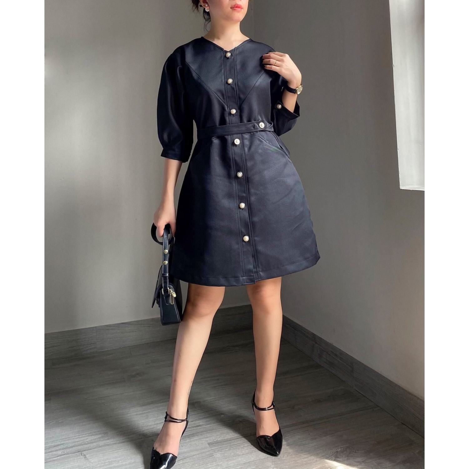 Đầm mini fom chữ A