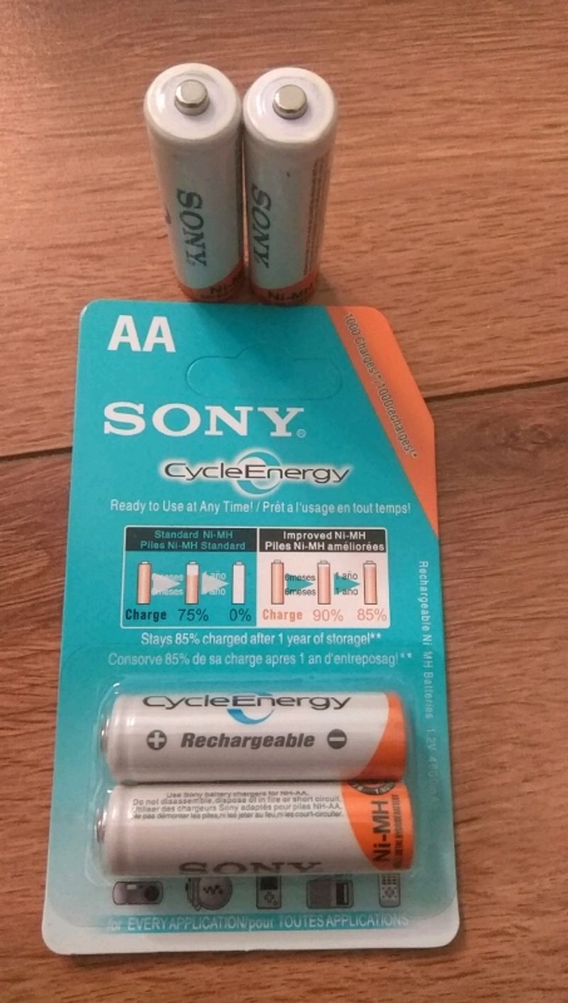 PIN SẠC SONY AA LỚN ,PIN 2A  1 vỉ 2 viên