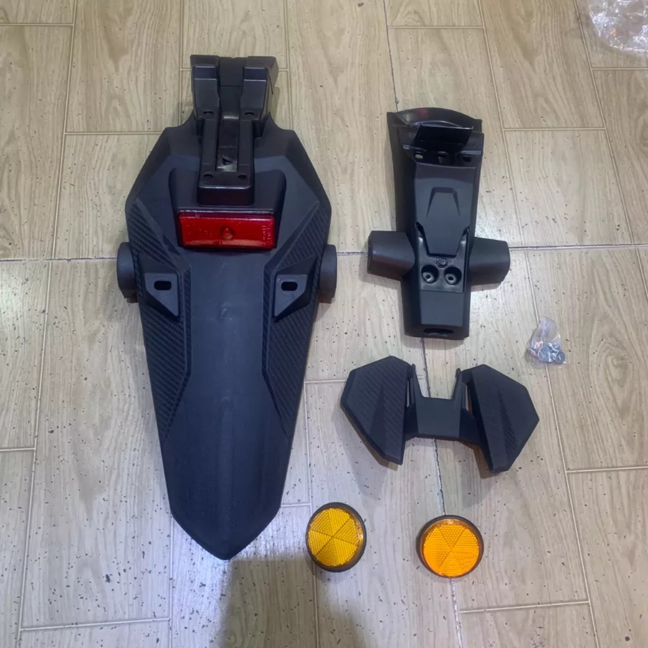 Dè sau cho xe Winner 150 V1