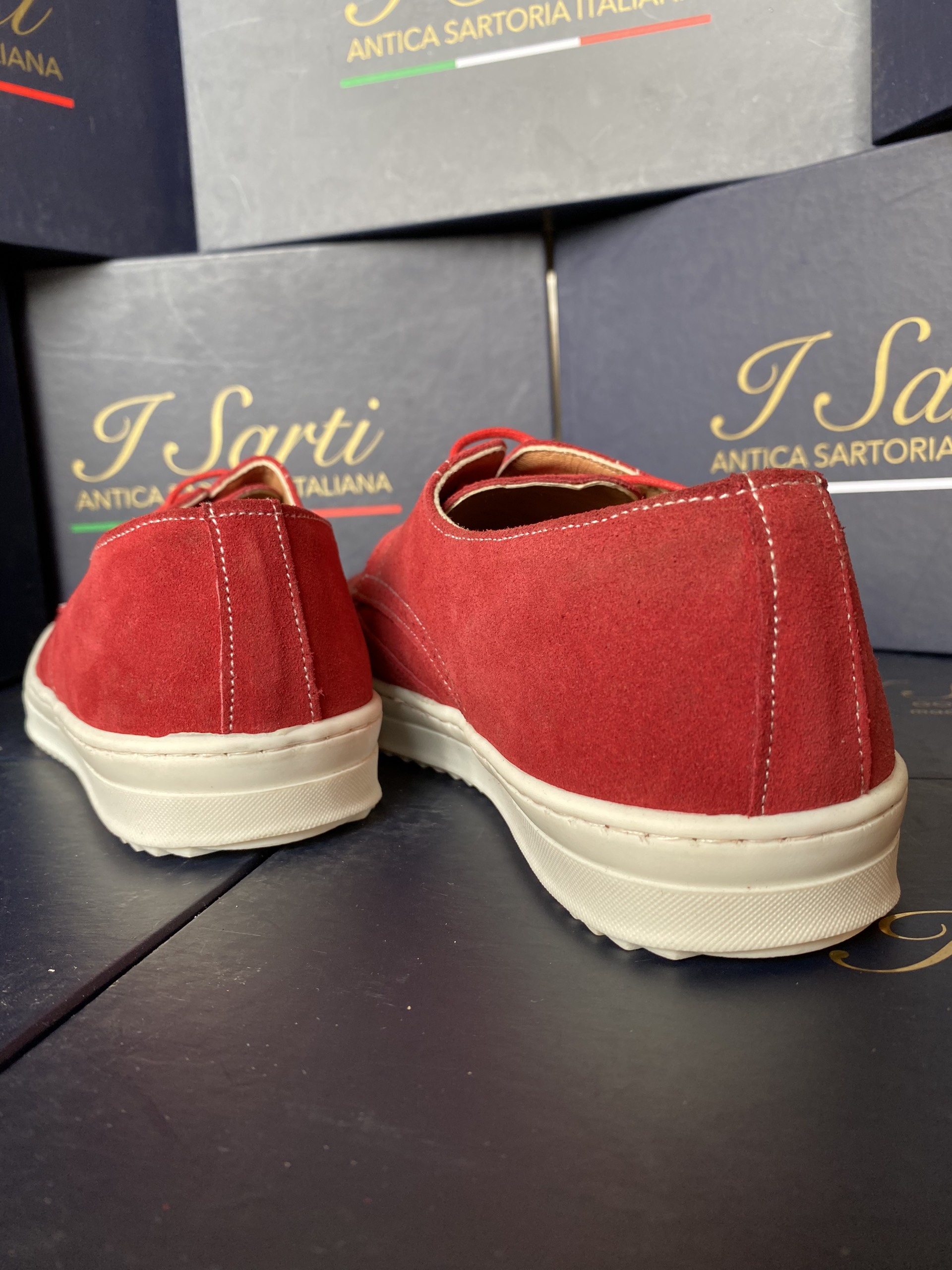 Giày sneaker da lộn made in ITALY
