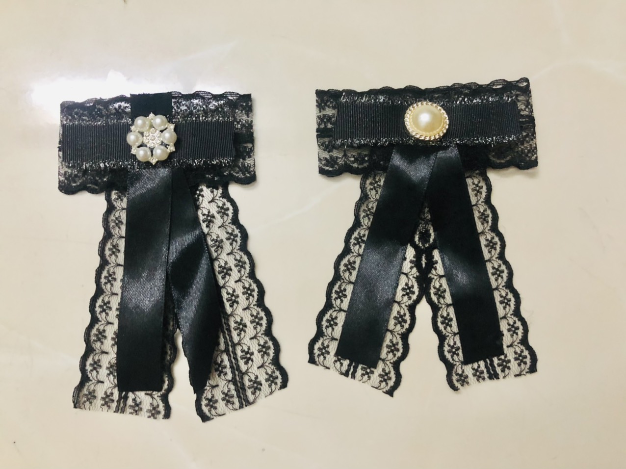 [HCM]Cài áo mặt vuông đá. KT 10 X 15cm