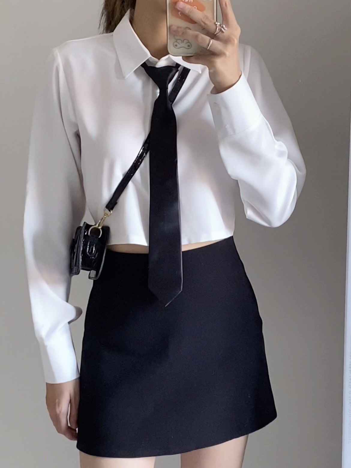 DALLA Áo sơ mi nữ tay dài croptop (SM03)