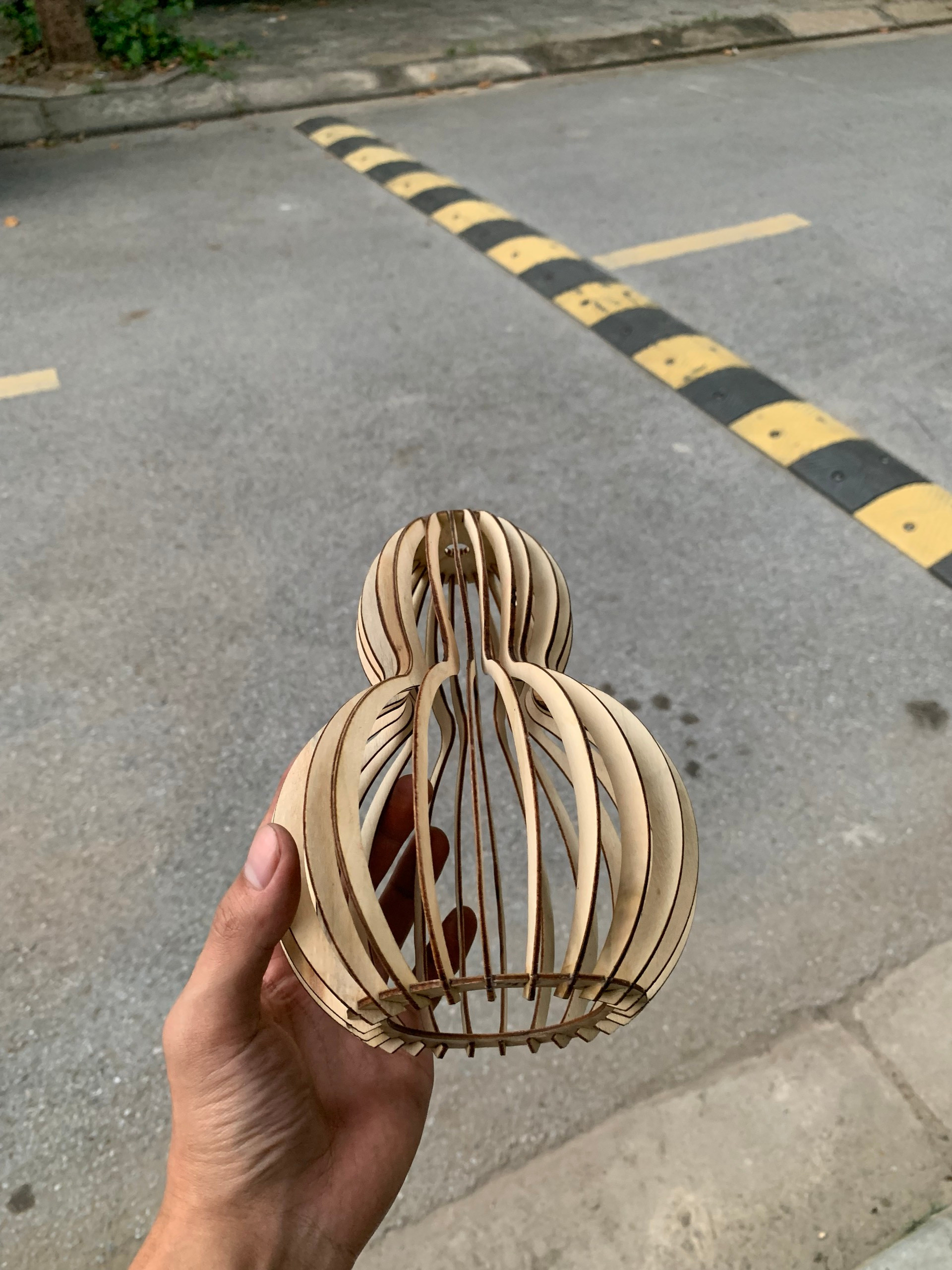Đèn gỗ dáng hồ lô, đèn gỗ hồ lô