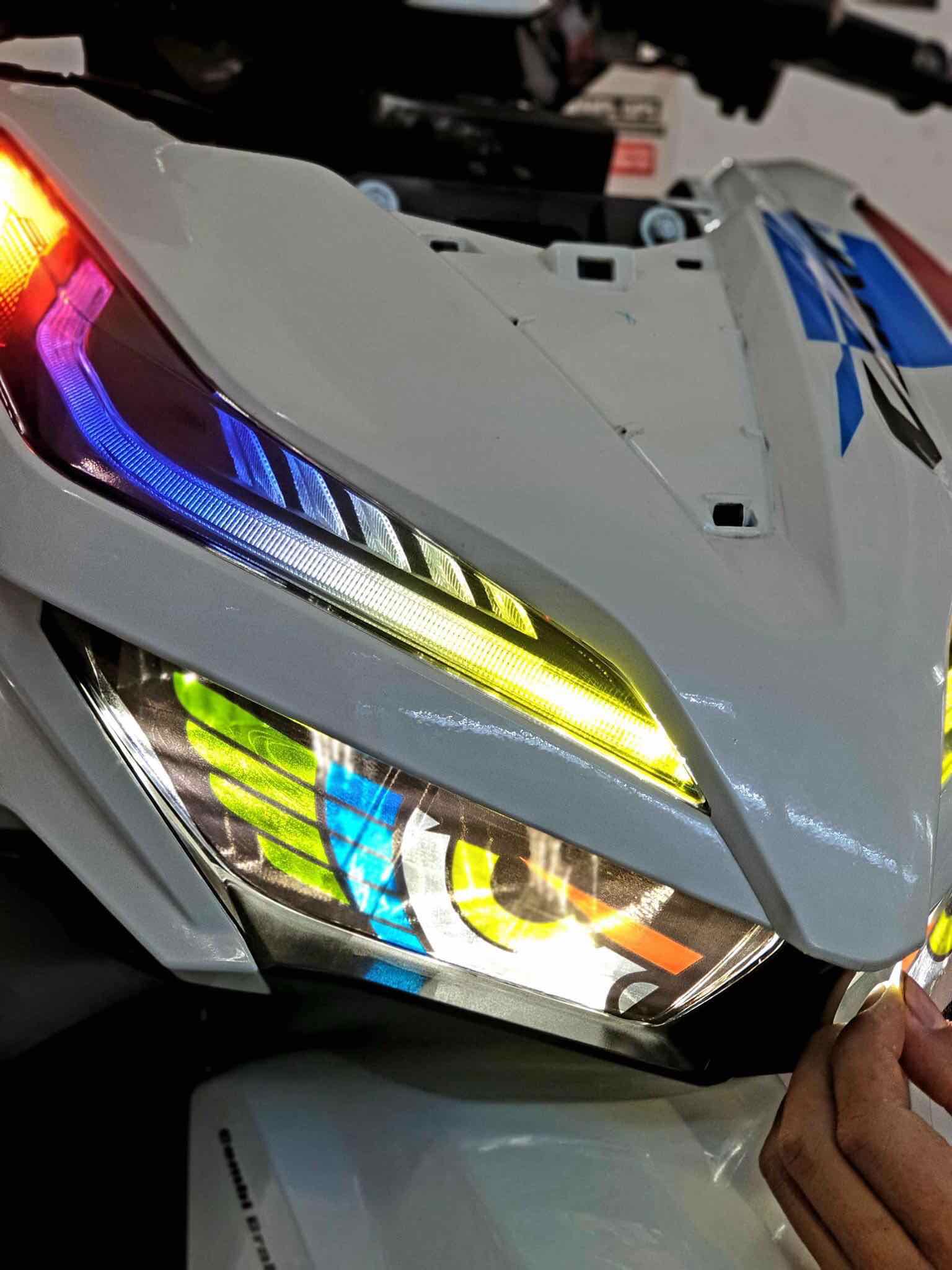 [SIÊU ĐẸP] Cặp tem dán fa đèn vario 18-20 gửi mẩu ngẩu nhiên