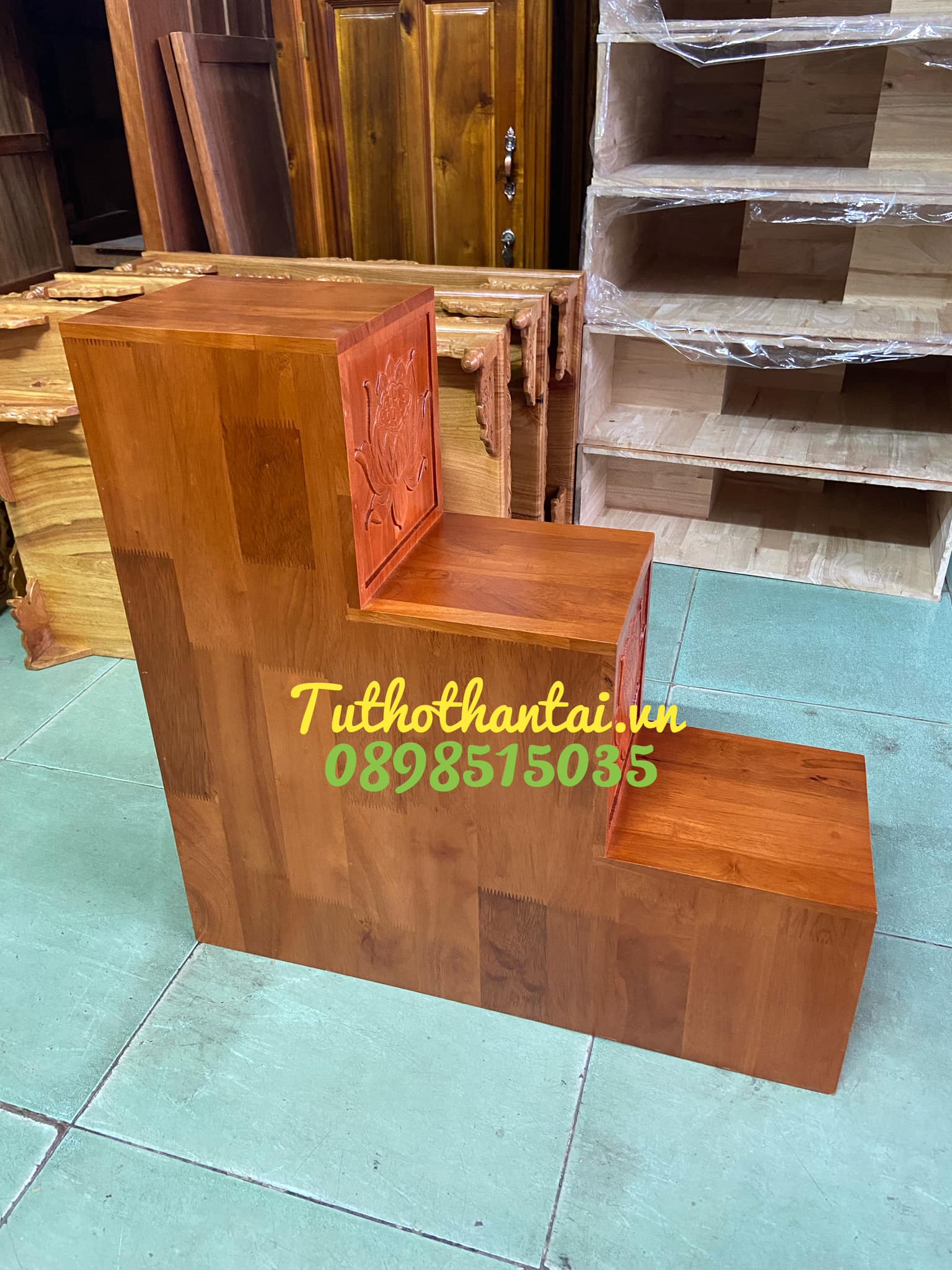 Bục tam cấp bàn thờ thần tài khắc Hoa Sen ( Hàng loại 1 100% Gỗ )