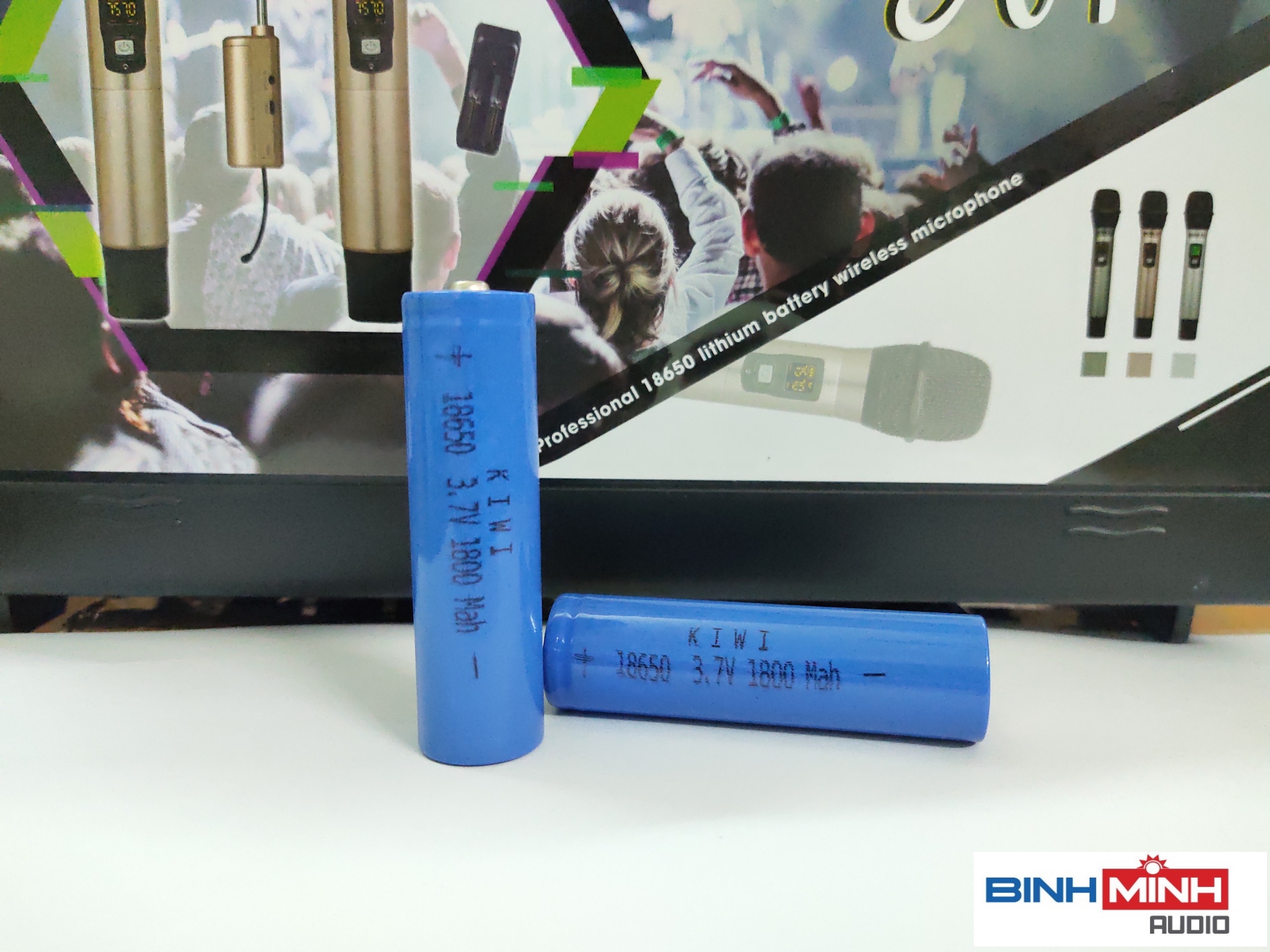 Pin sạc Lithium Kiwi 1800mAh 3.7V