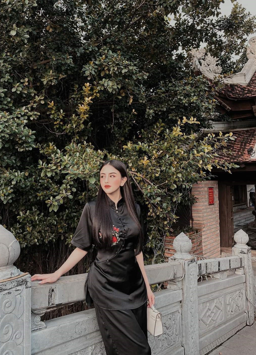 [HCM]SET ĐỒ LAM ĐI CHÙA PHỐI HOA THÊU CAO CẤP