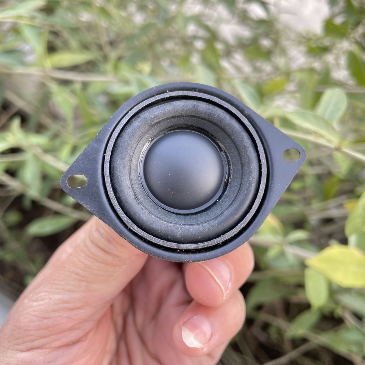 Củ loa toàn dải 1.5 inch 4r 3w từ neo