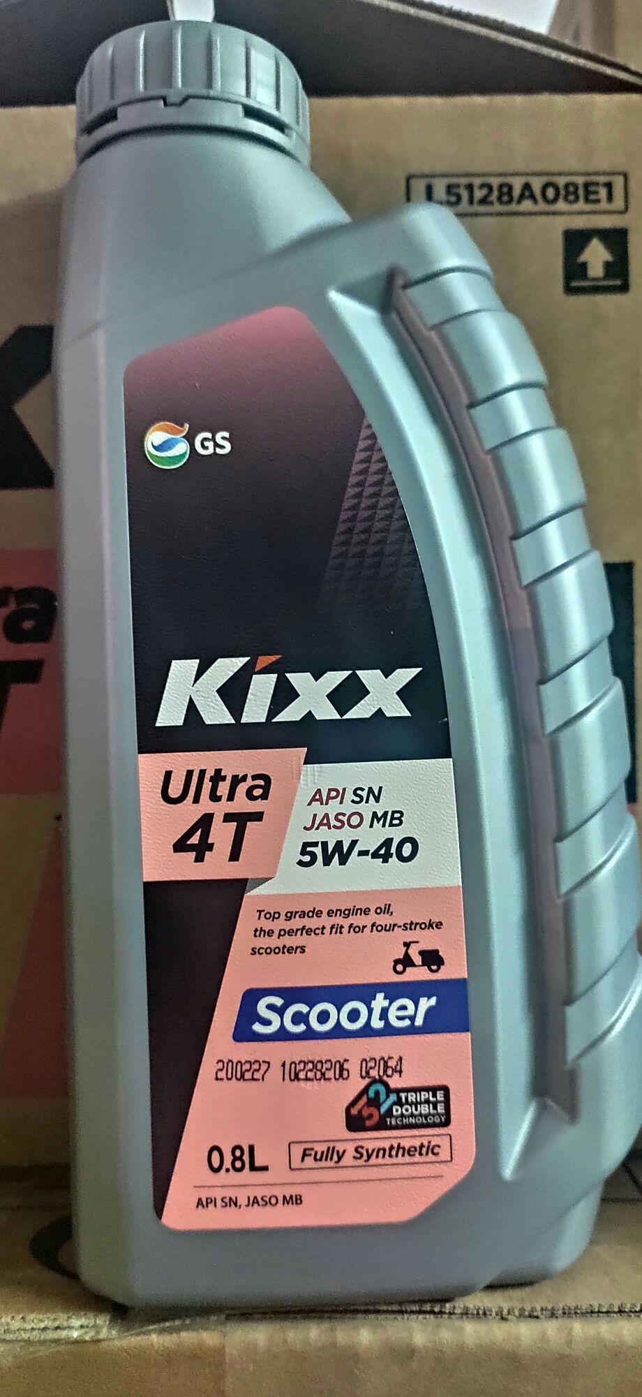 CB6 KIXX SCOOTER 5W40-800ML